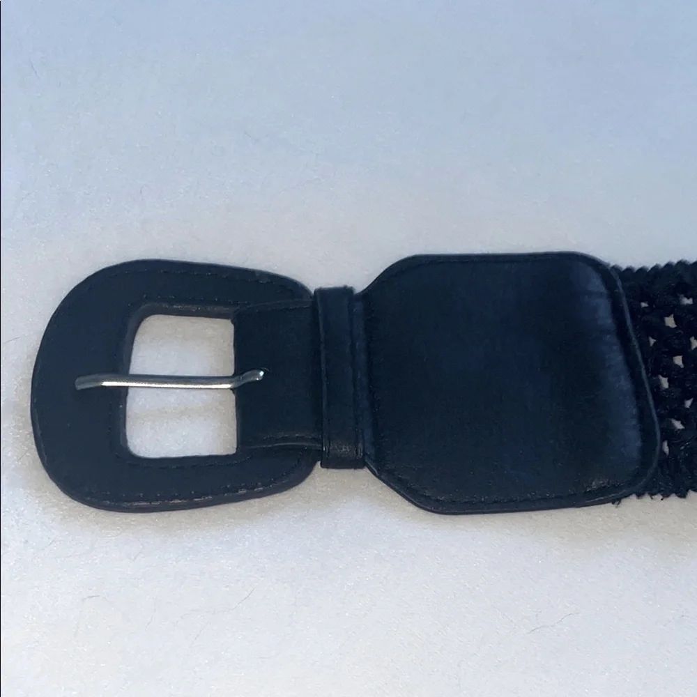 Women's Black Leather Stretch Belt Size XS/S‎